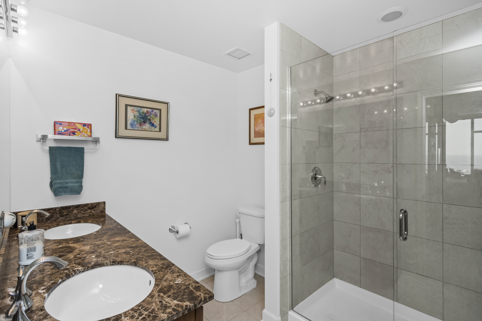 100 E 14th Street Unit: 2702