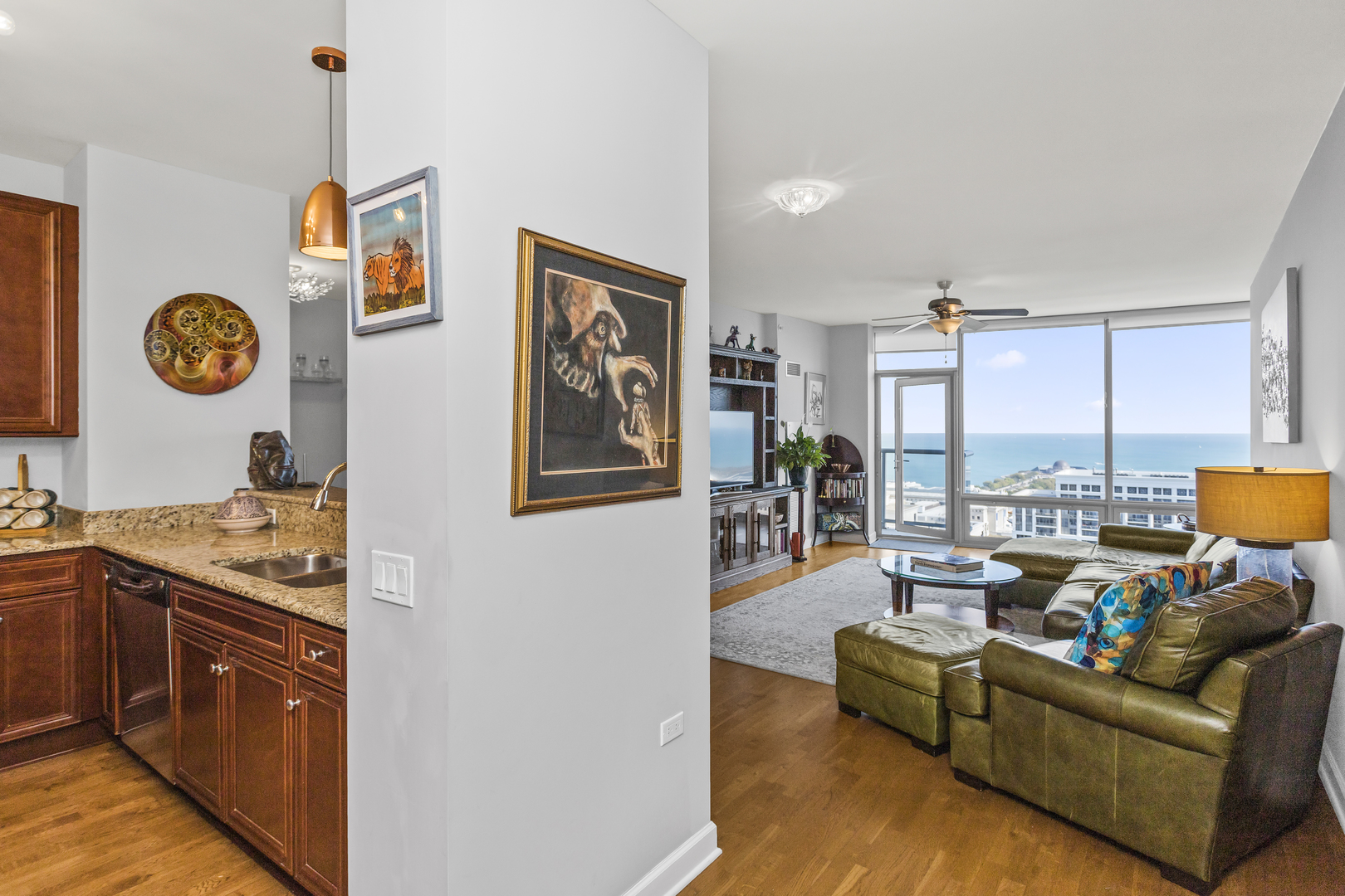 100 E 14th Street Unit: 2702