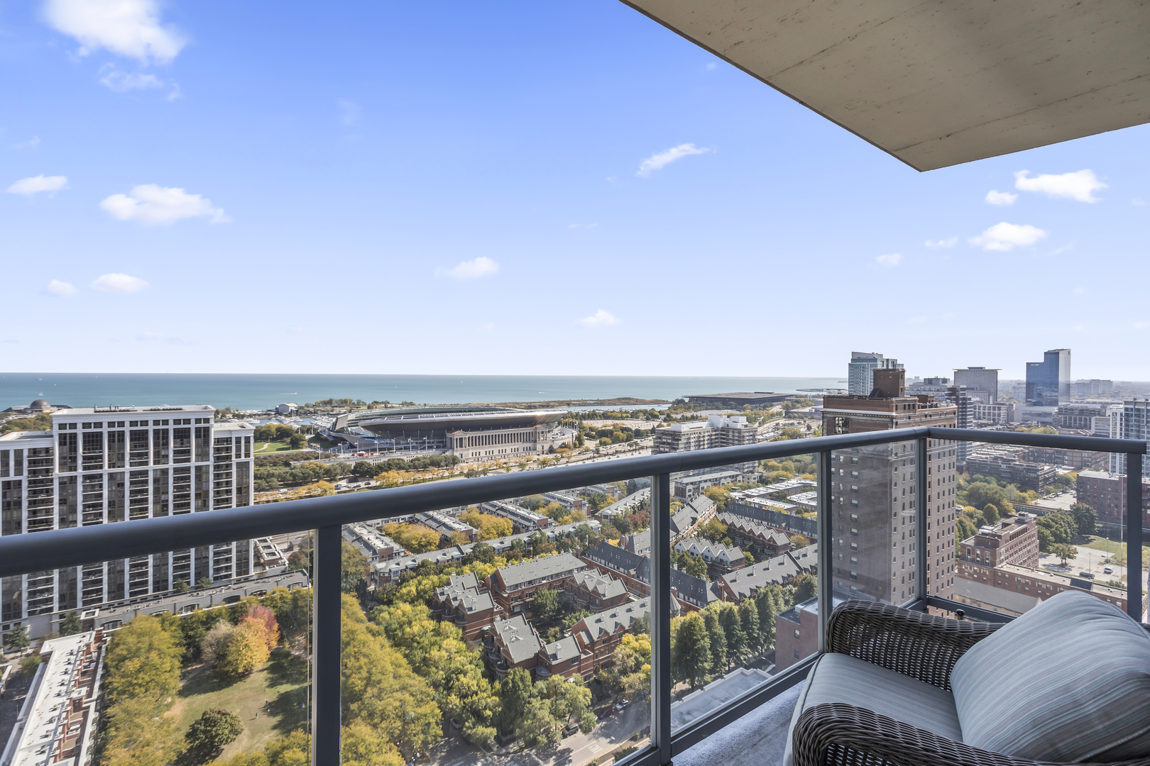 100 E 14th Street Unit: 2702