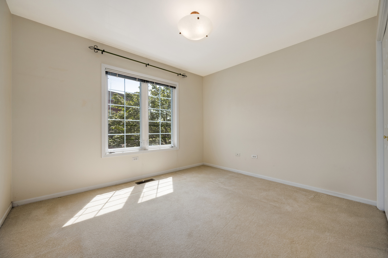 7434 Lincoln Avenue Unit: C