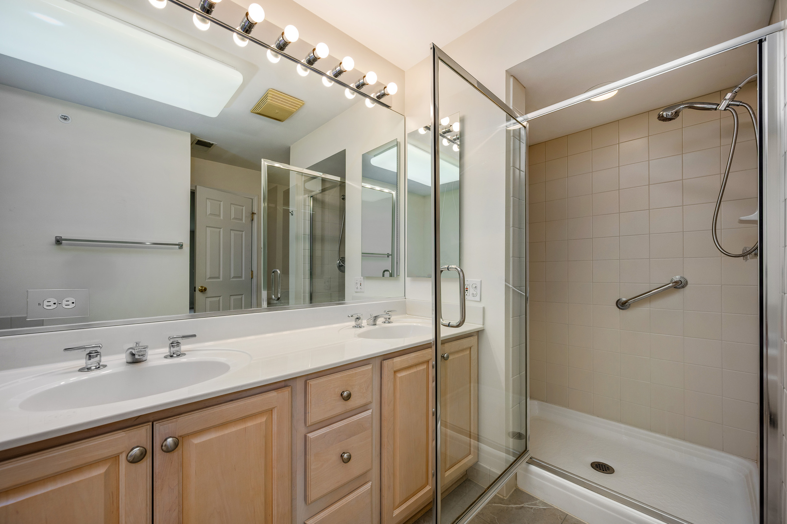 7434 Lincoln Avenue Unit: C