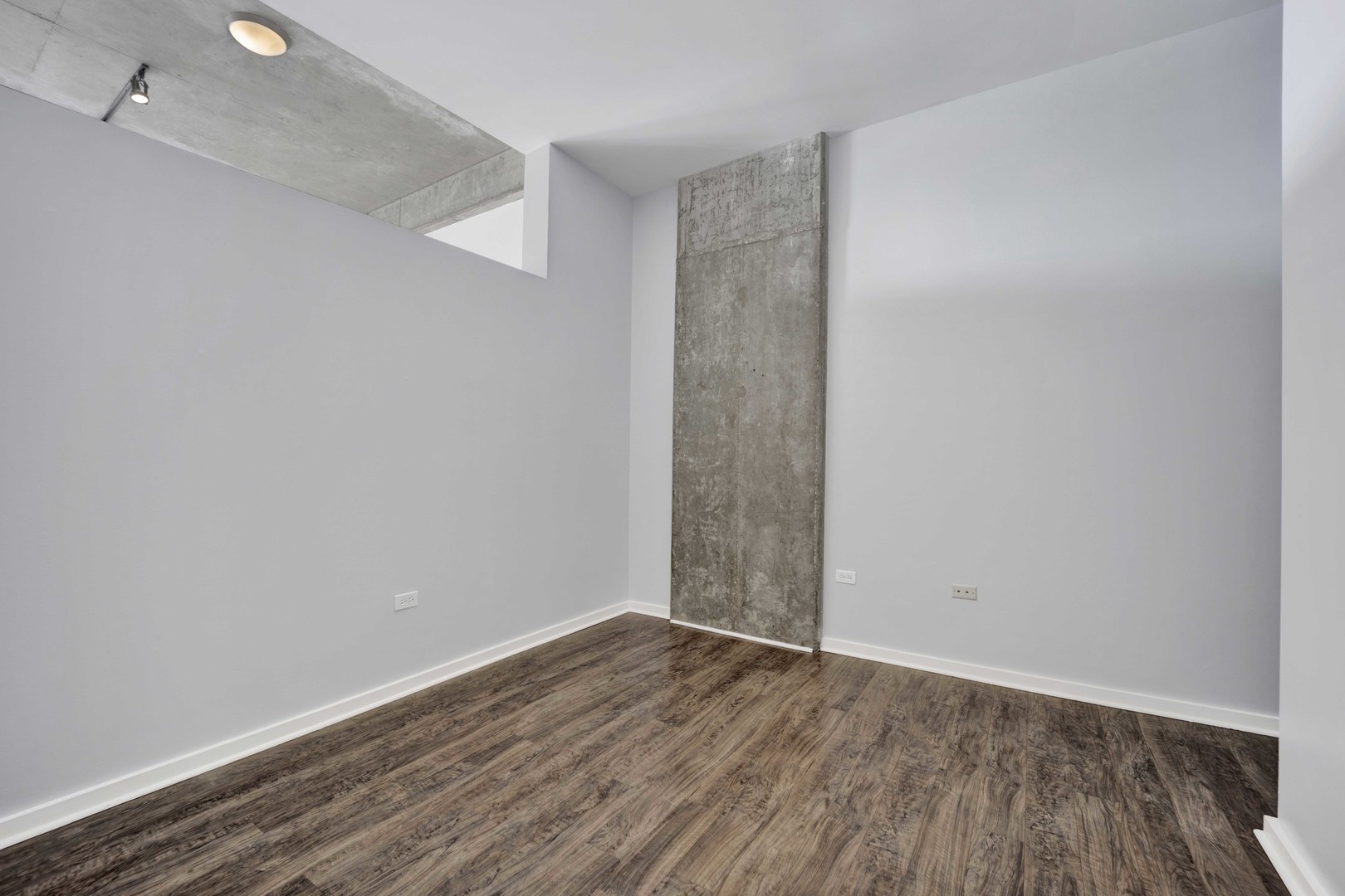 1620 S Michigan Avenue Unit: 1212