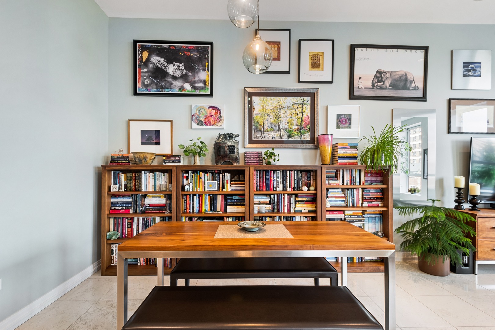 30 W Oak Street Unit: 5E
