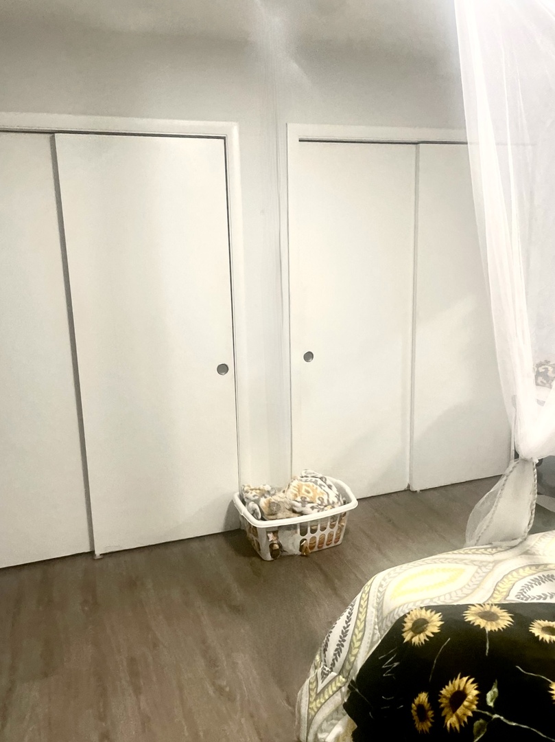 1718 W Greenleaf Avenue Unit: GS