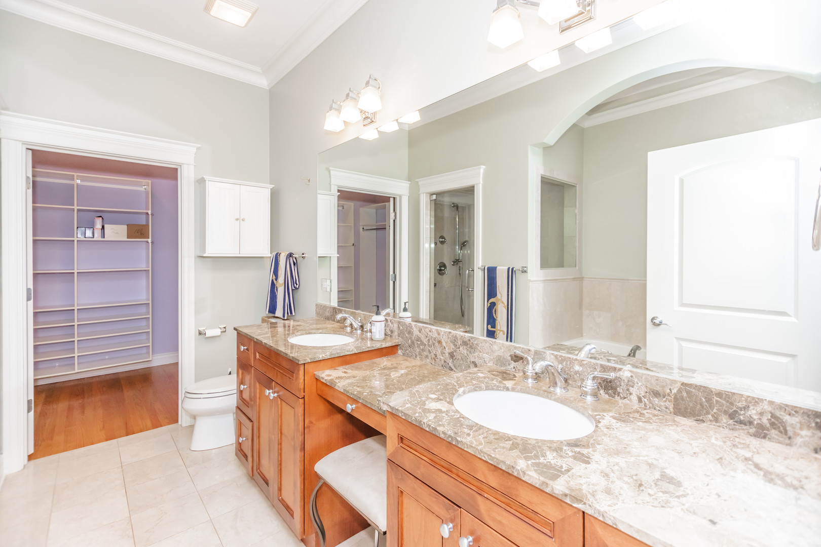 4927 N Damen Avenue Unit: 2C