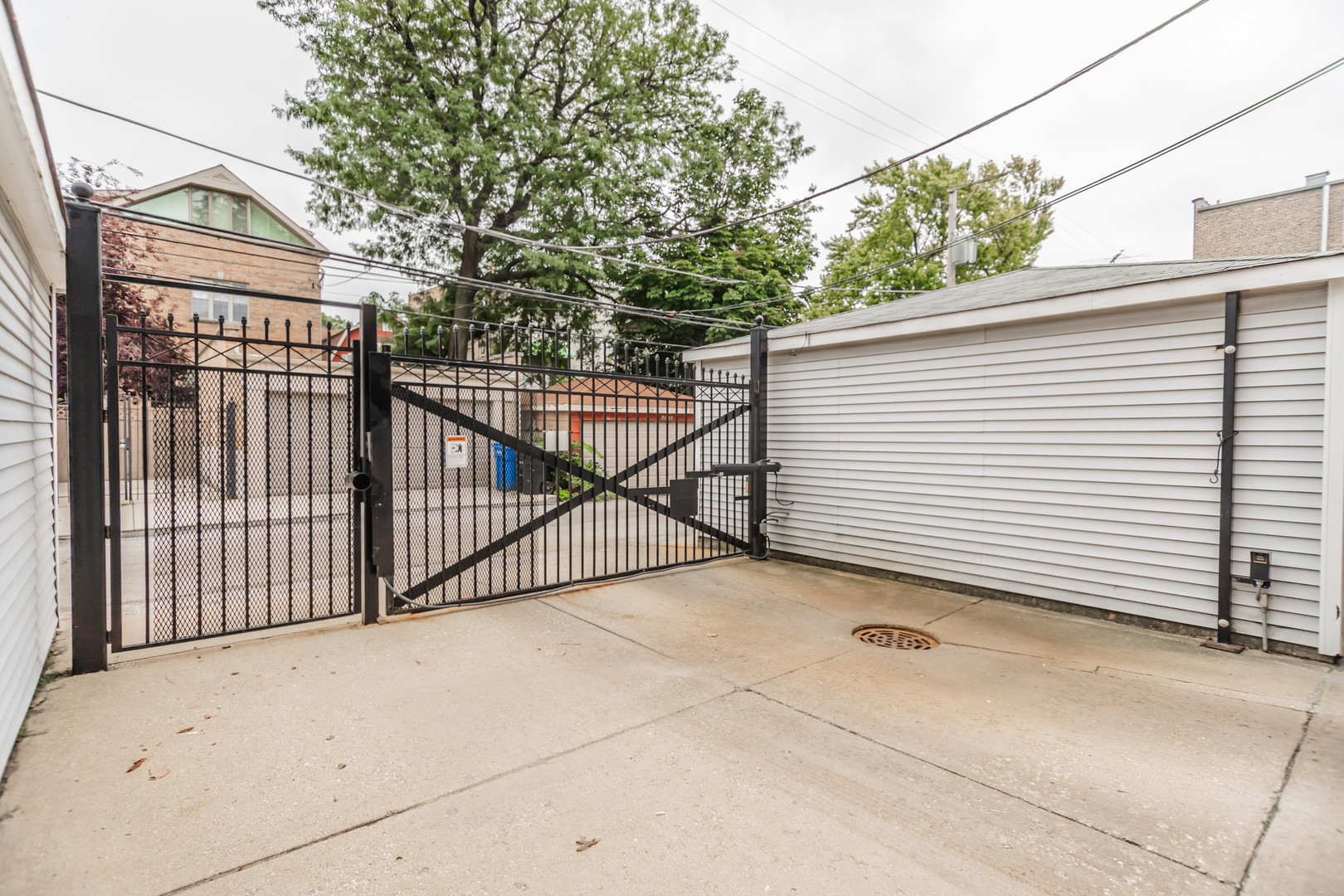 4927 N Damen Avenue Unit: 2C