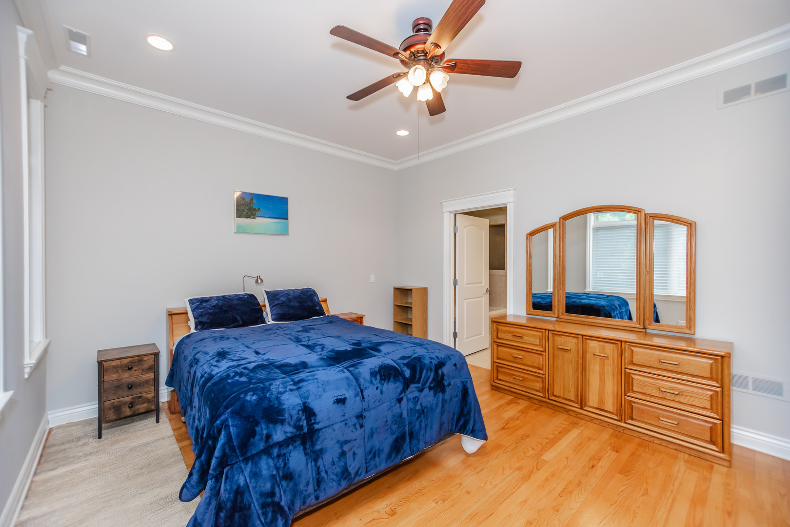 4927 N Damen Avenue Unit: 2C