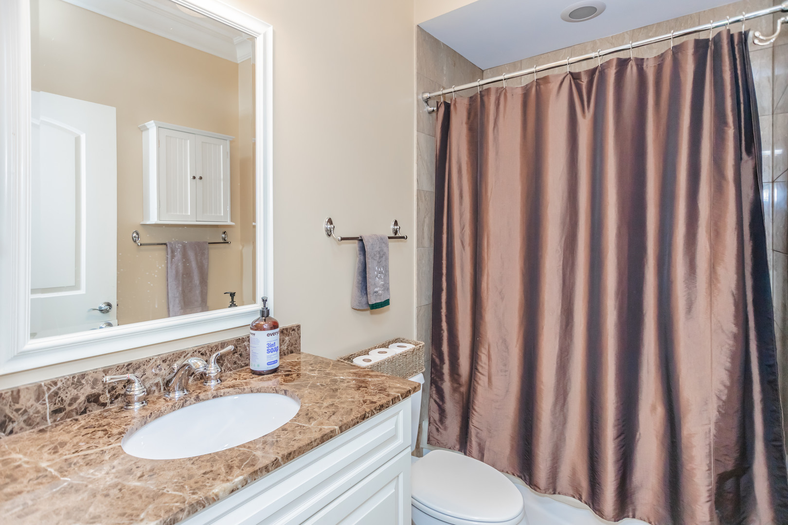 4927 N Damen Avenue Unit: 2C