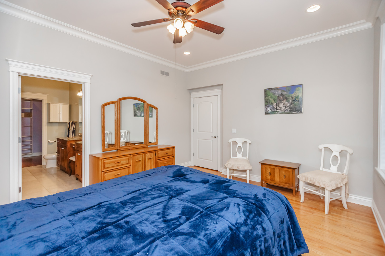 4927 N Damen Avenue Unit: 2C