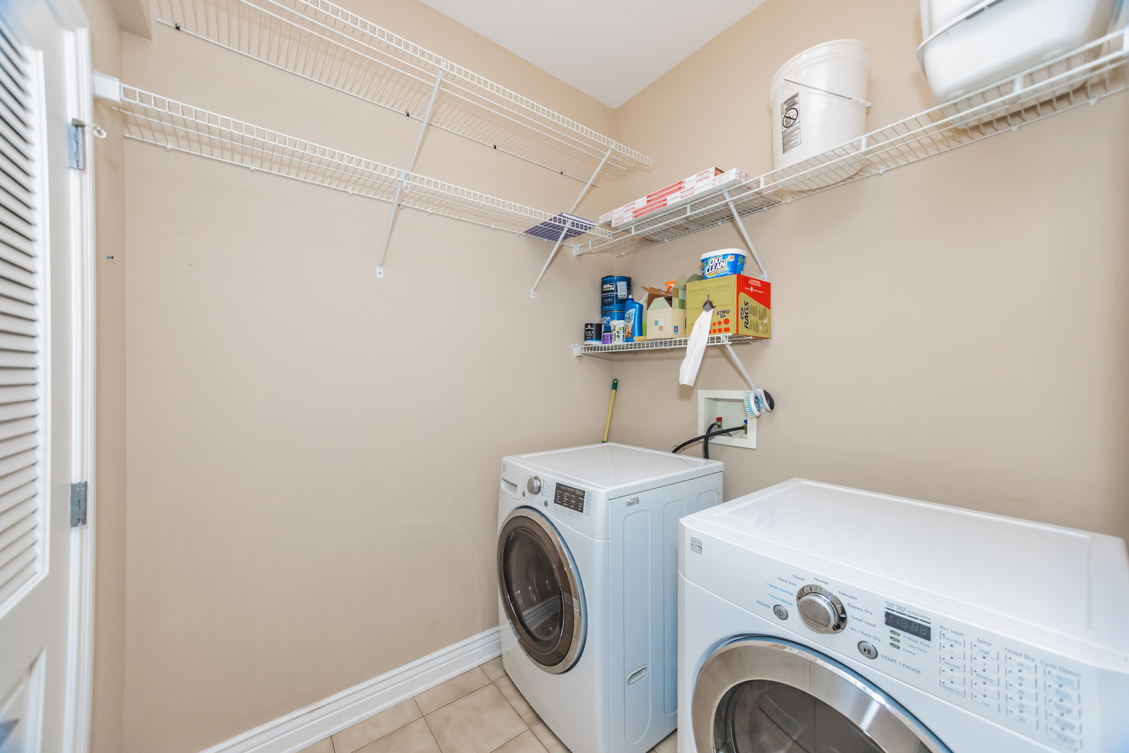 4927 N Damen Avenue Unit: 2C