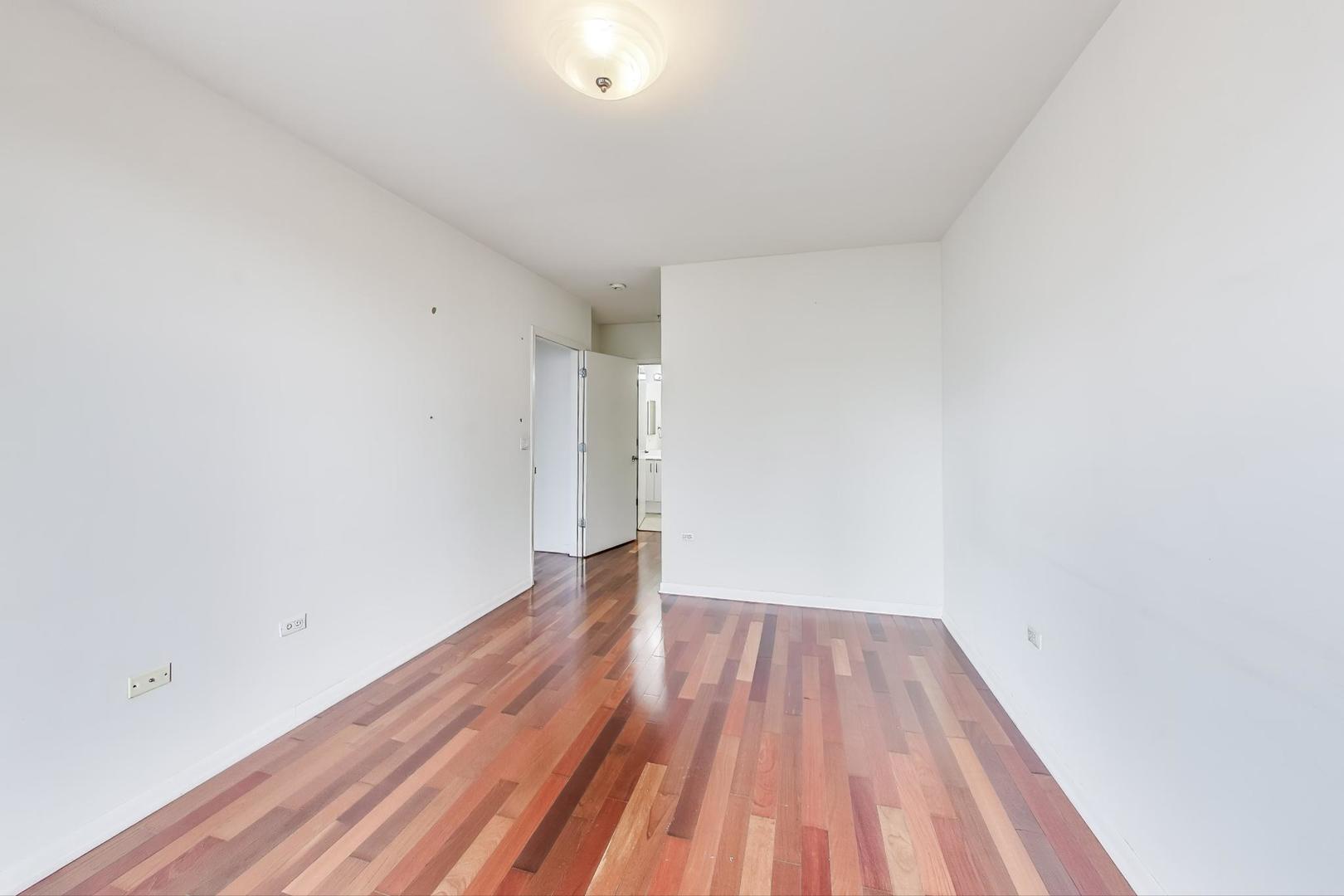 1720 OAK Avenue Unit: 403