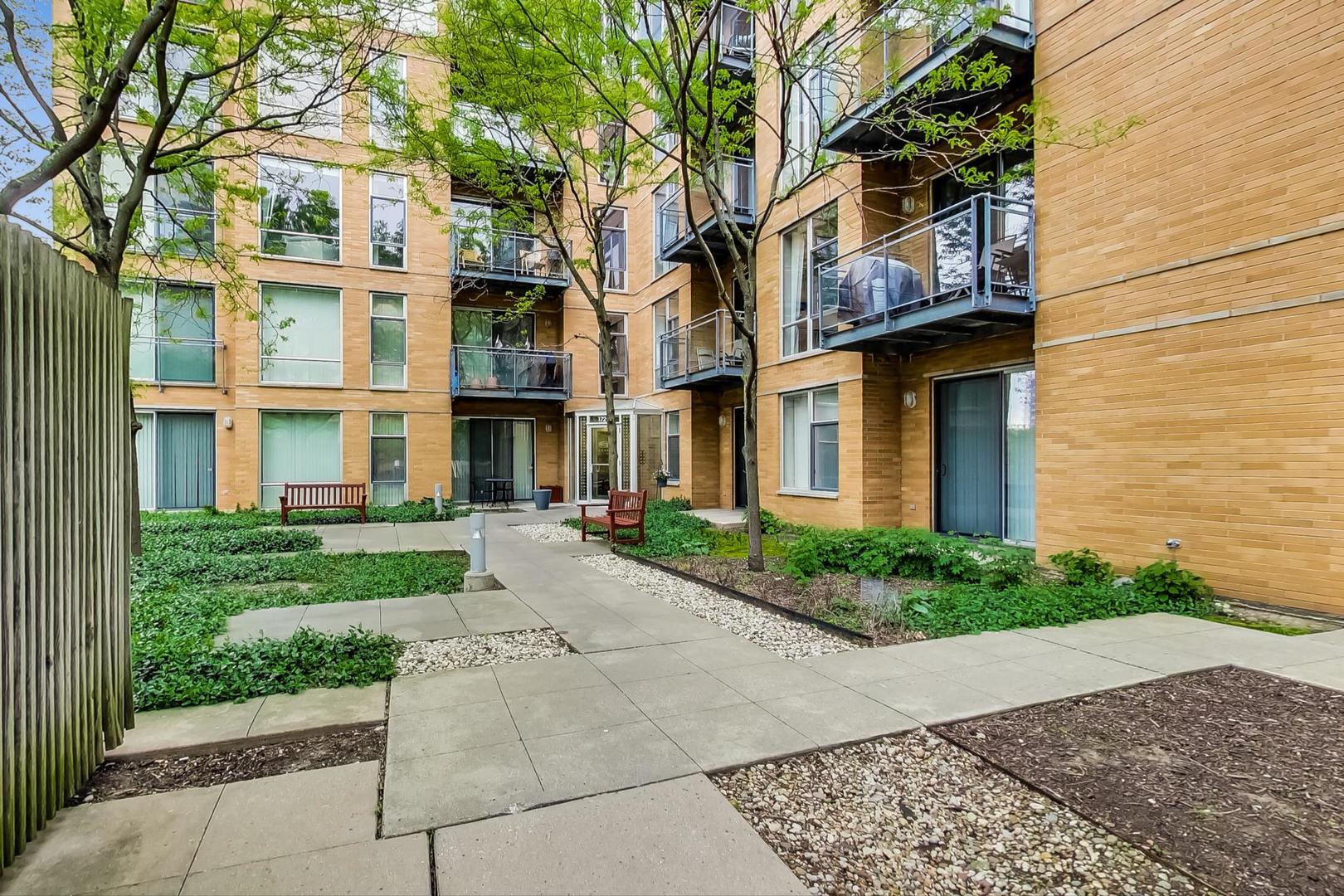 1720 OAK Avenue Unit: 403