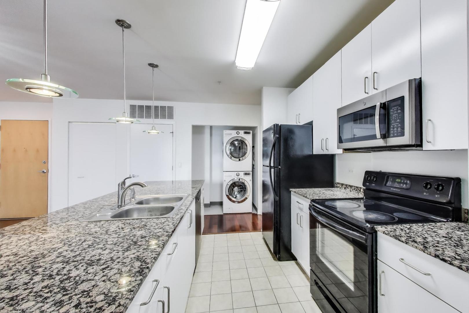 1720 OAK Avenue Unit: 403