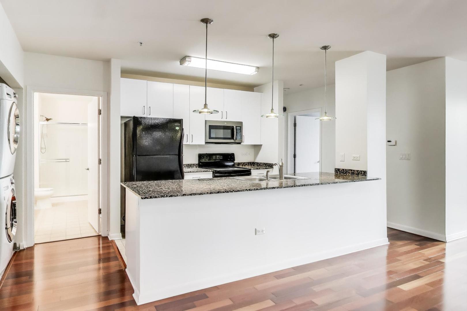 1720 OAK Avenue Unit: 403