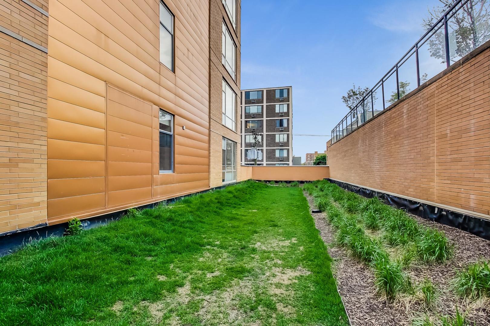 1720 OAK Avenue Unit: 403