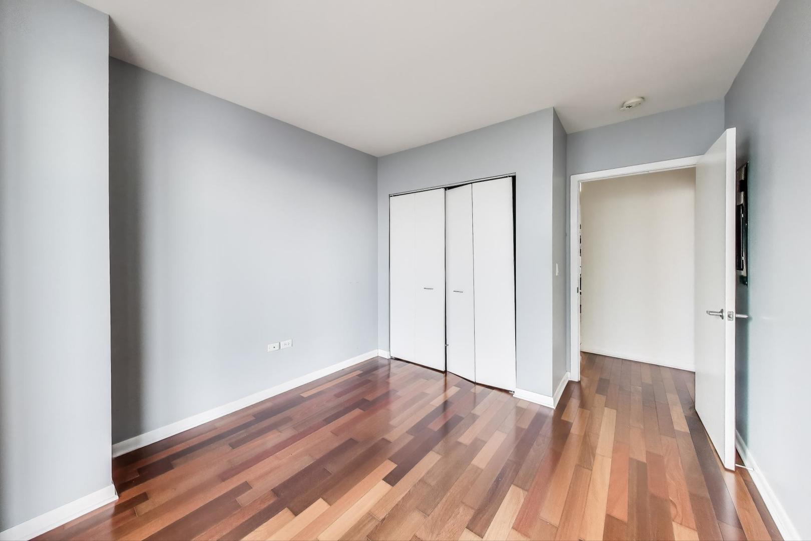 1720 OAK Avenue Unit: 403