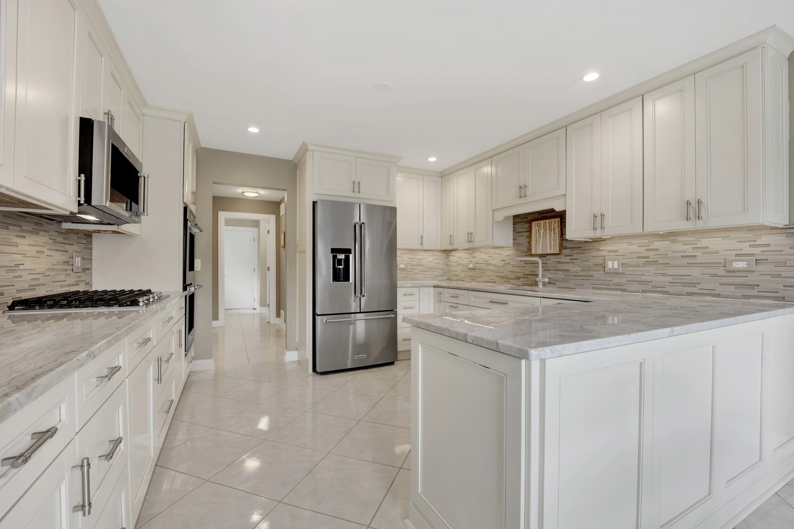 1421 Chartres Drive