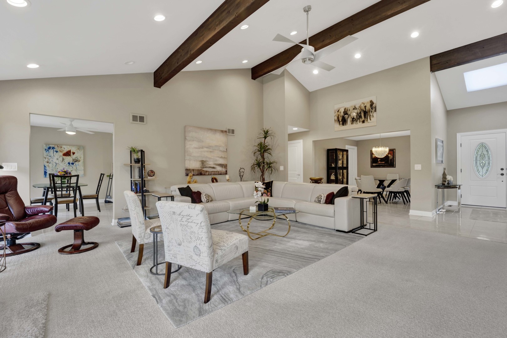 1421 Chartres Drive