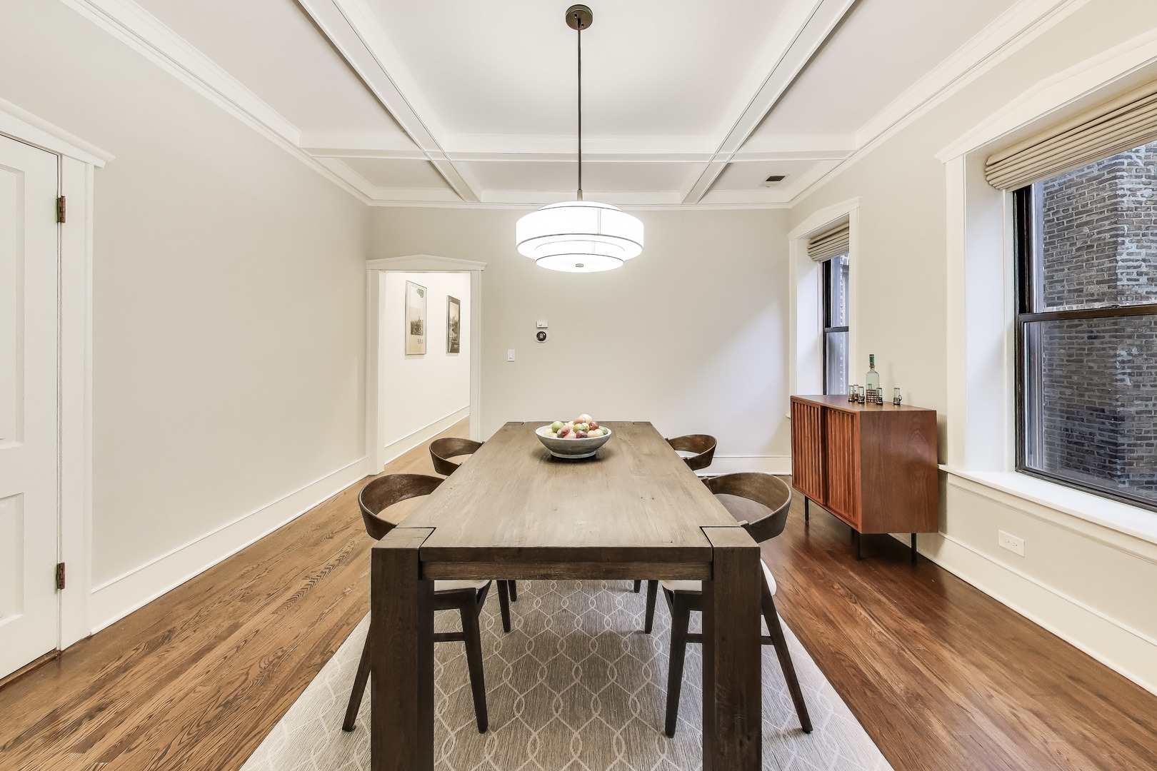 628 W Grace Street Unit: 2W