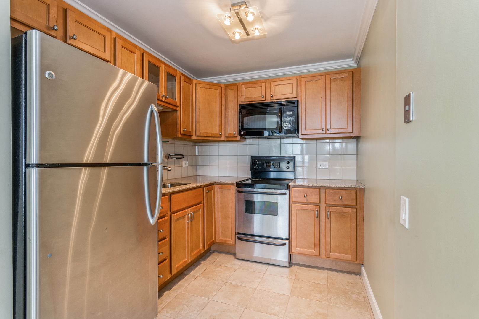 1030 N State Street Unit: 35M