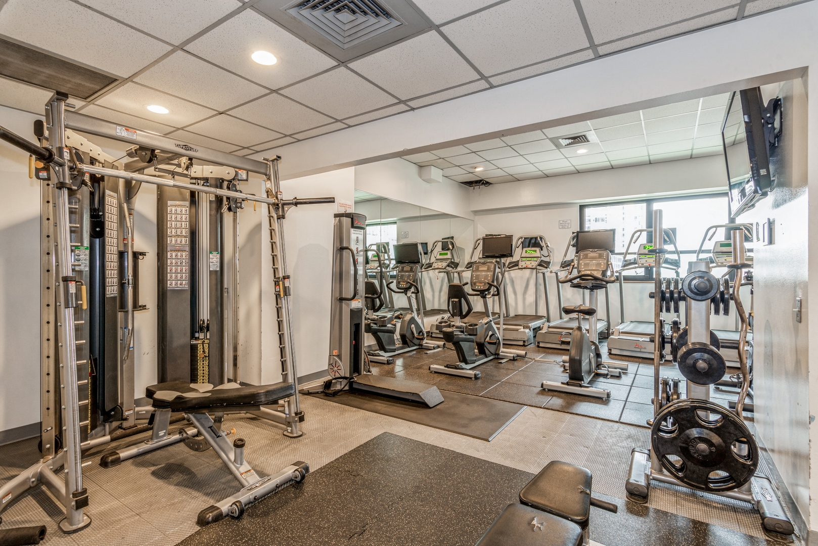 1030 N State Street Unit: 35M