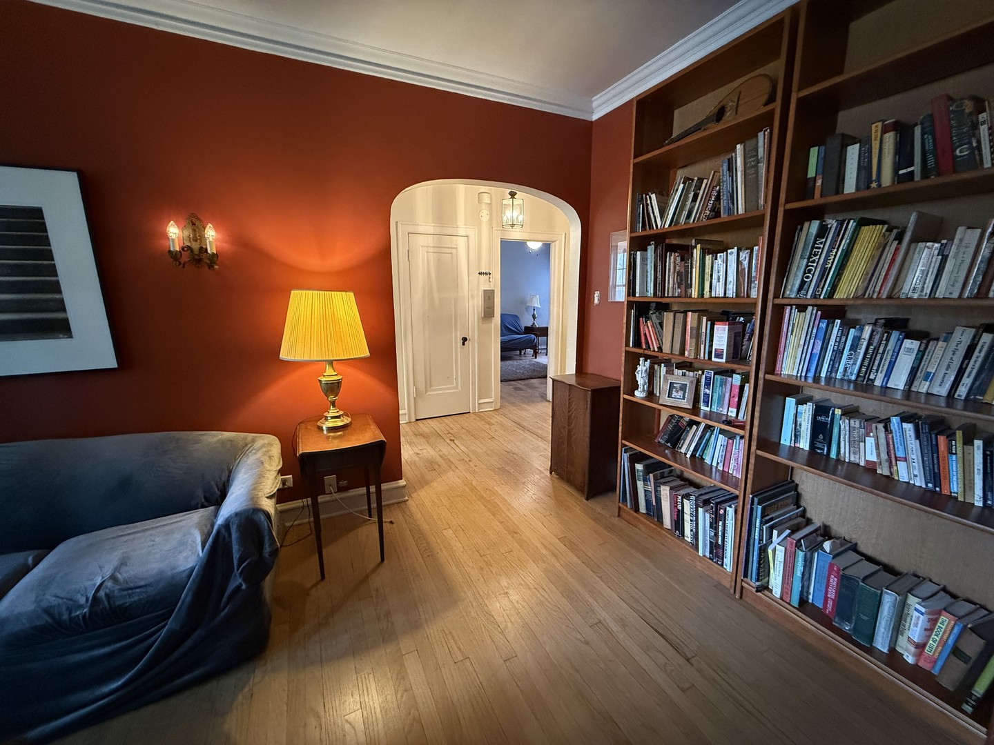 2422 W Lunt Avenue Unit: E1