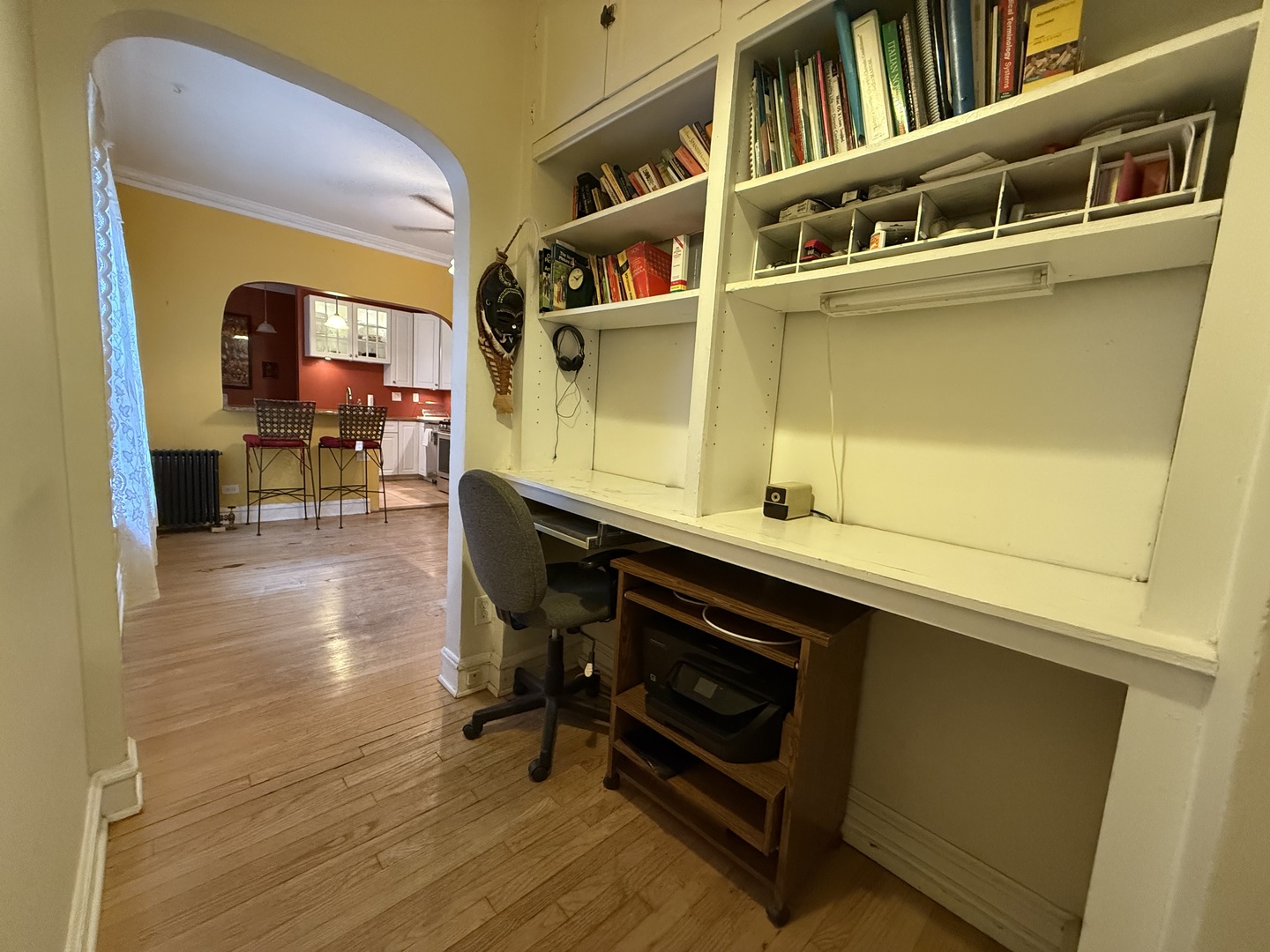 2422 W Lunt Avenue Unit: E1
