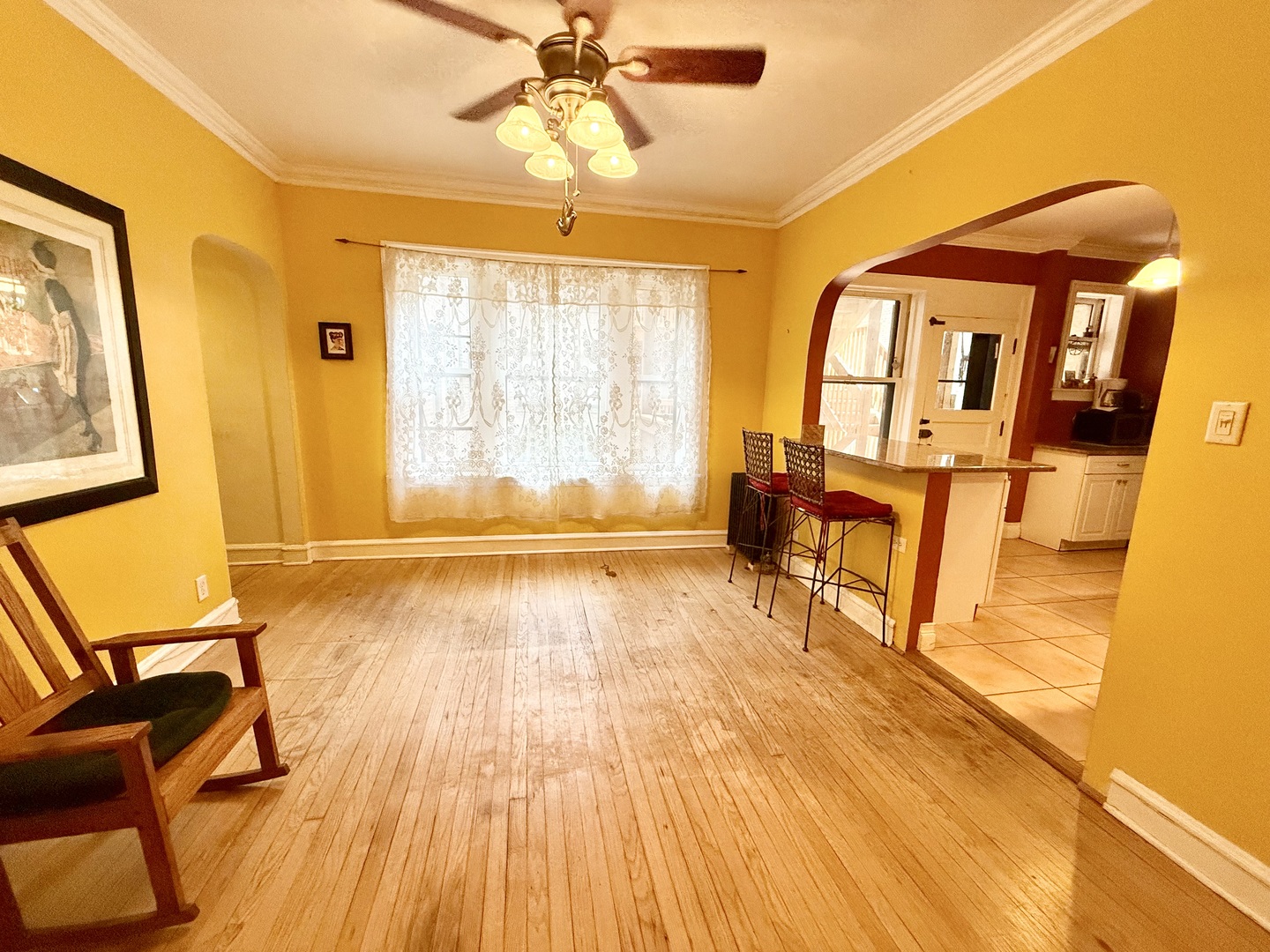 2422 W Lunt Avenue Unit: E1