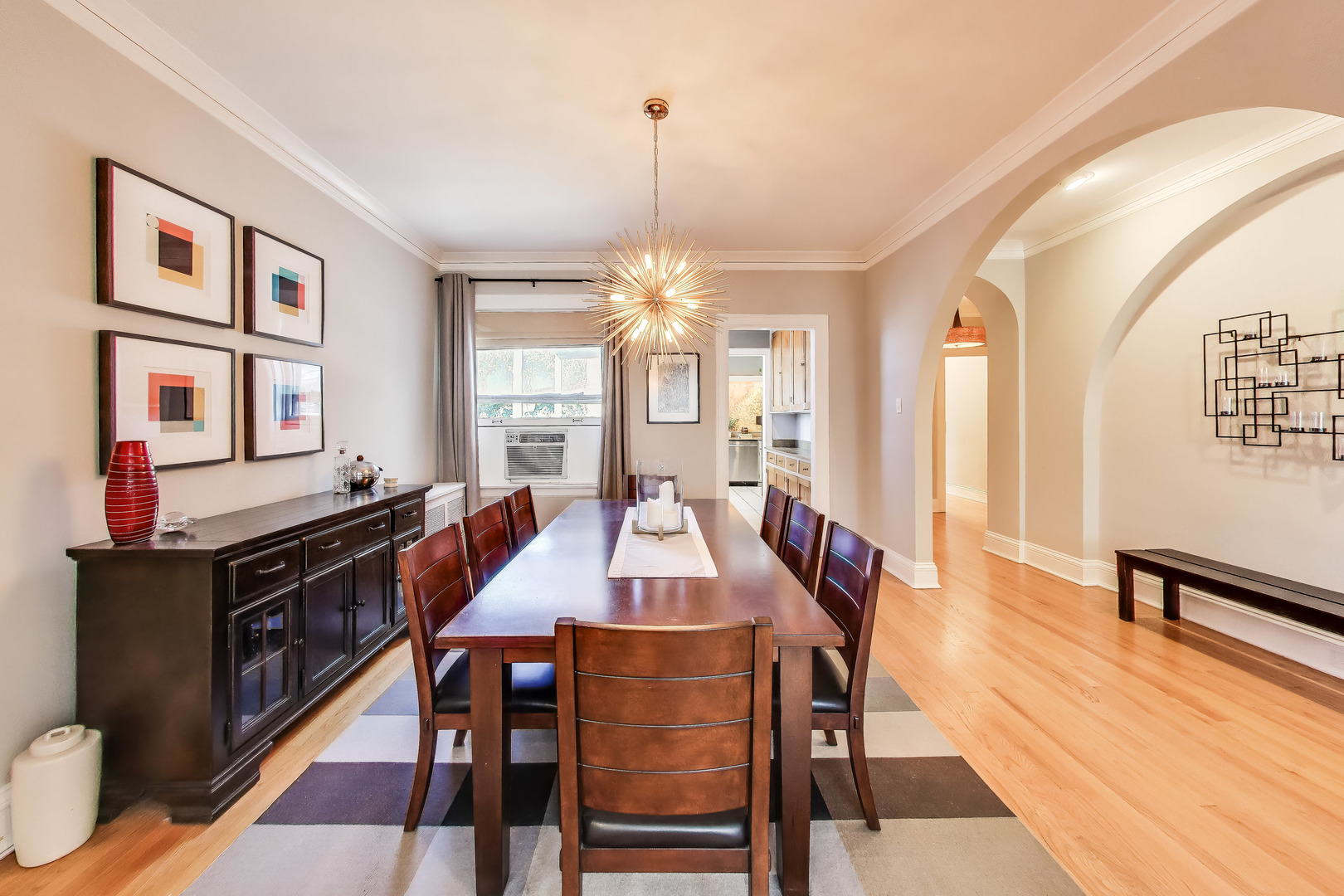 1444 W Fargo Avenue Unit: 3W