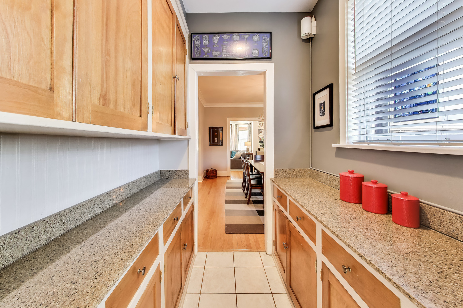 1444 W Fargo Avenue Unit: 3W