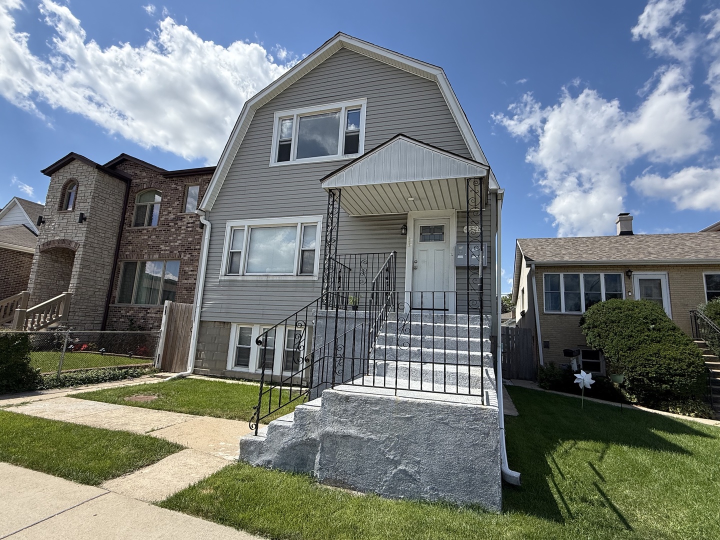 4328 N Oak Park Avenue Unit: 3