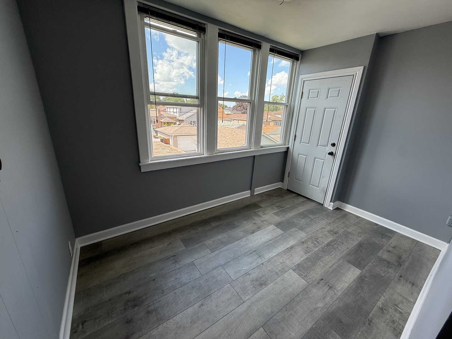 4328 N Oak Park Avenue Unit: 3