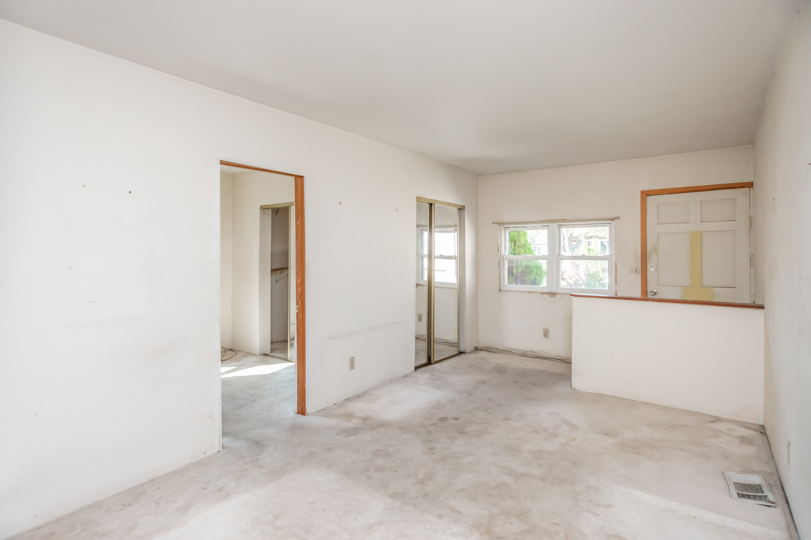 7537 W 61st Street