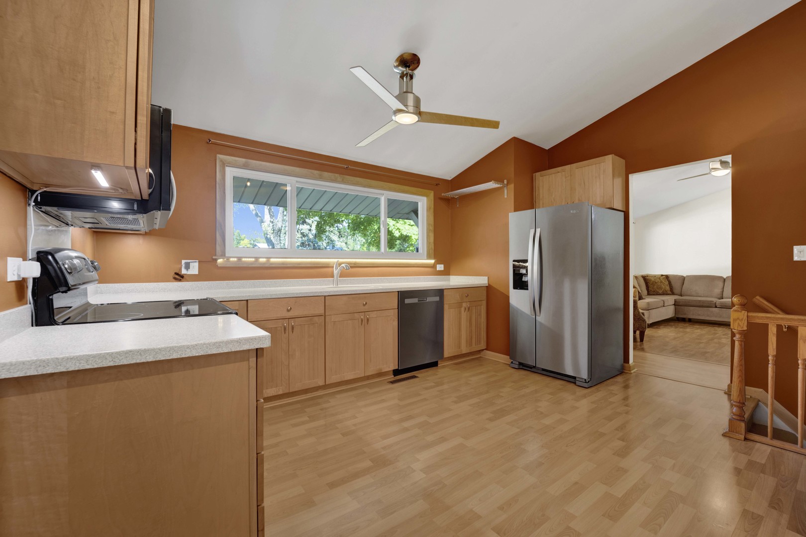 859 BEECHWOOD Road