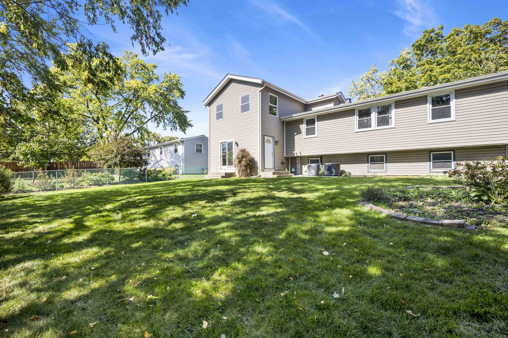 859 BEECHWOOD Road