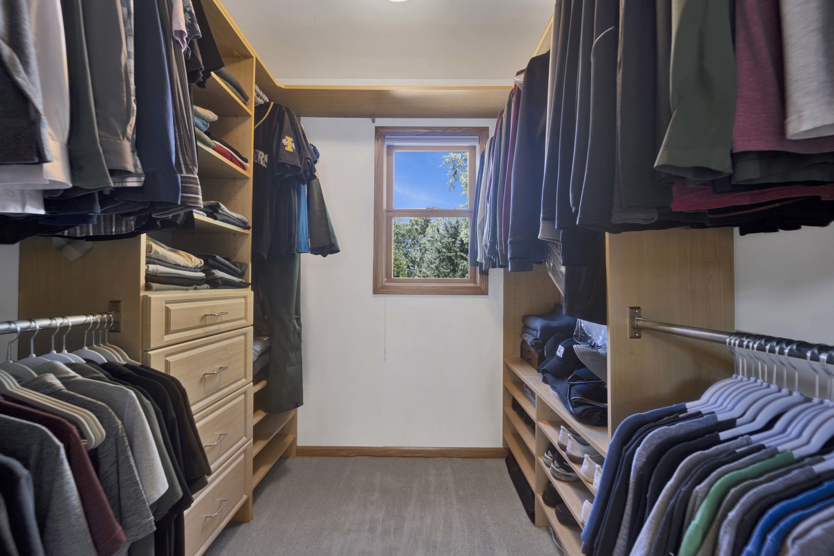 859 BEECHWOOD Road