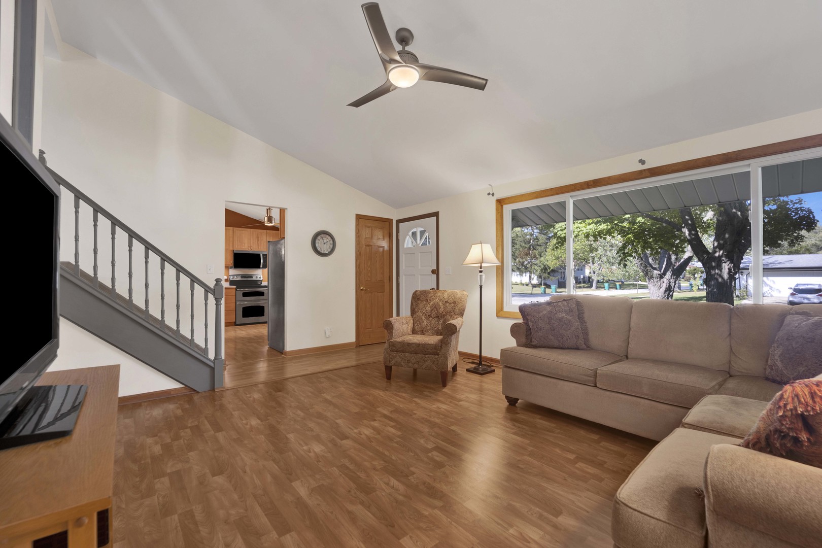859 BEECHWOOD Road