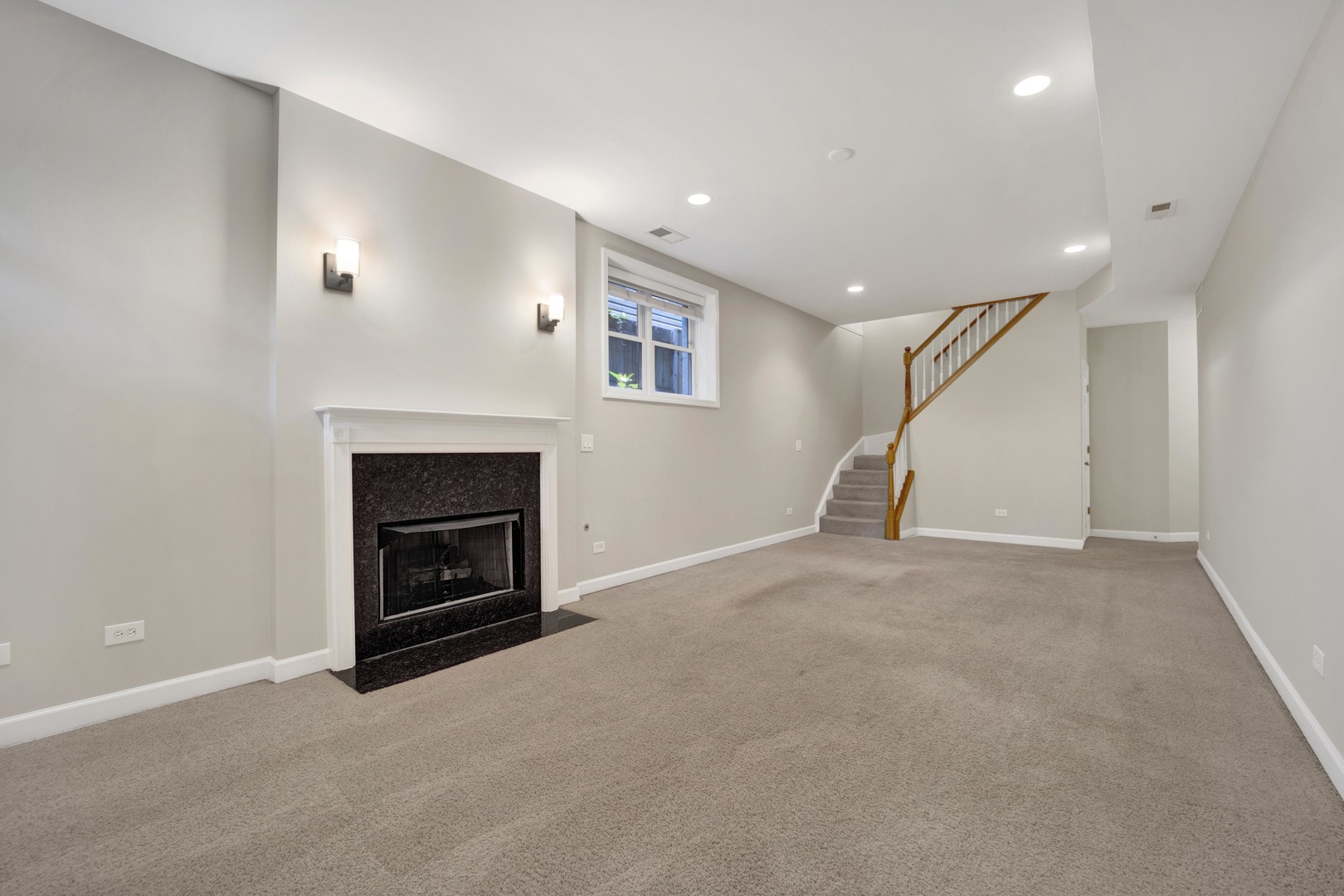 6025 N Ridge Avenue Unit: 1W