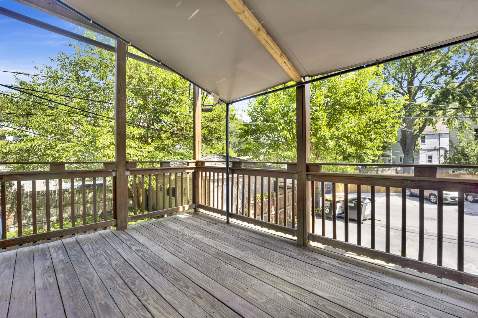 6025 N Ridge Avenue Unit: 1W