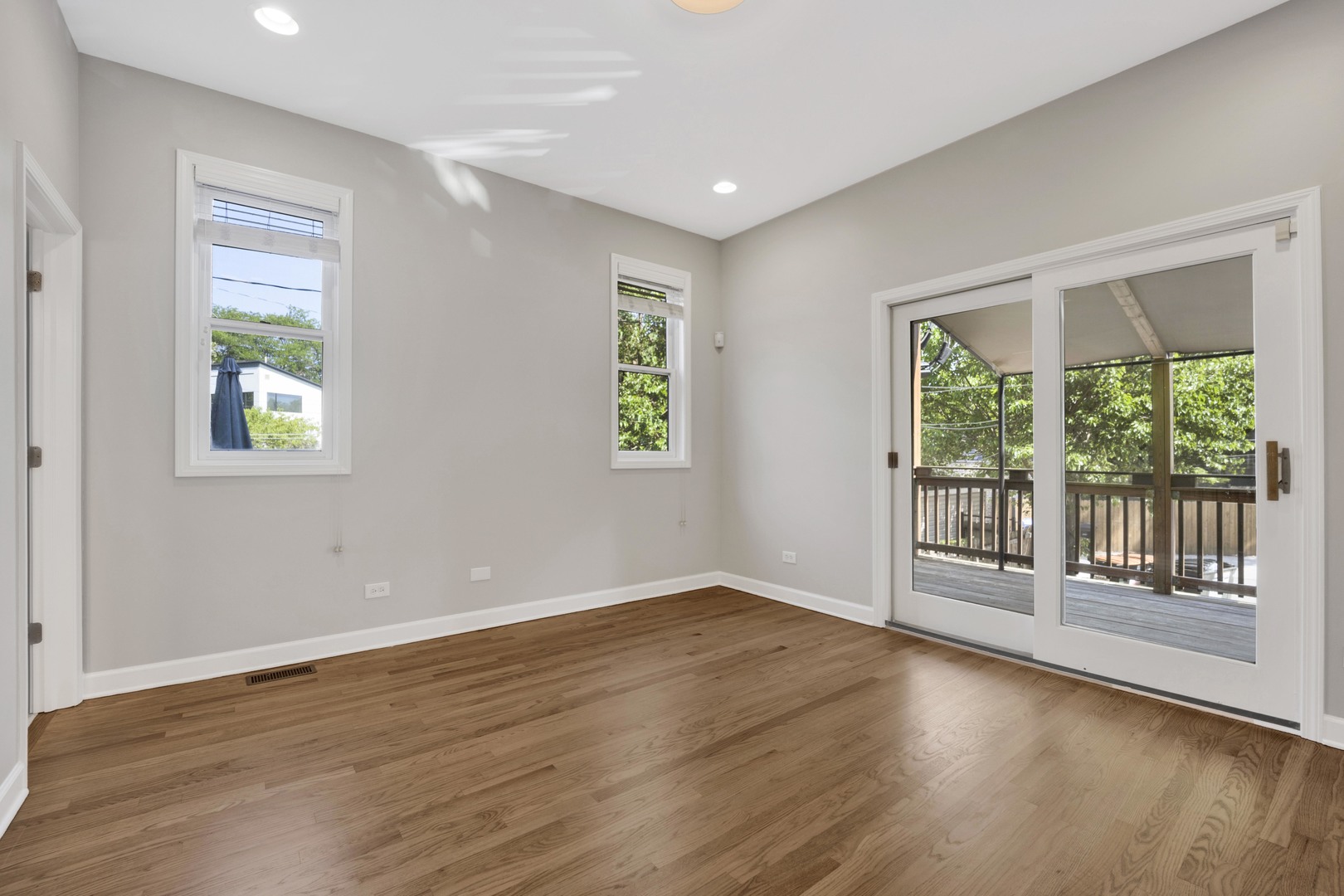 6025 N Ridge Avenue Unit: 1W