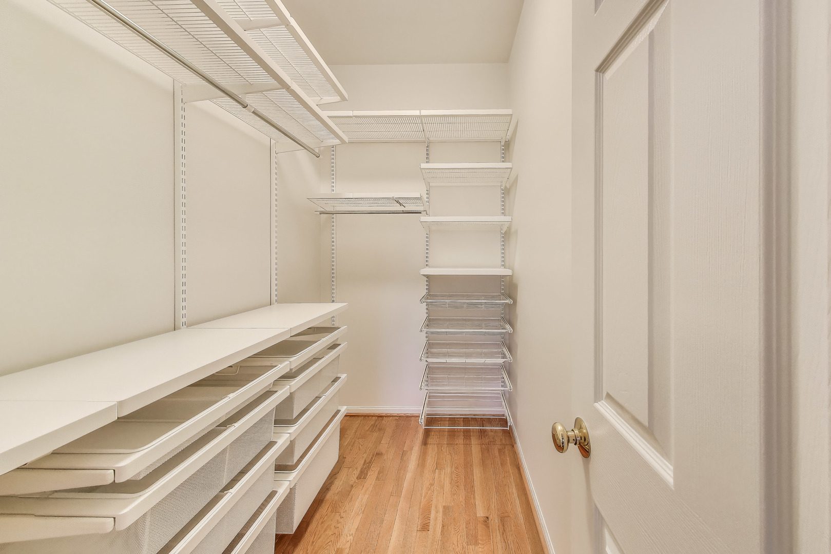 1326 W Belmont Avenue Unit: 1E