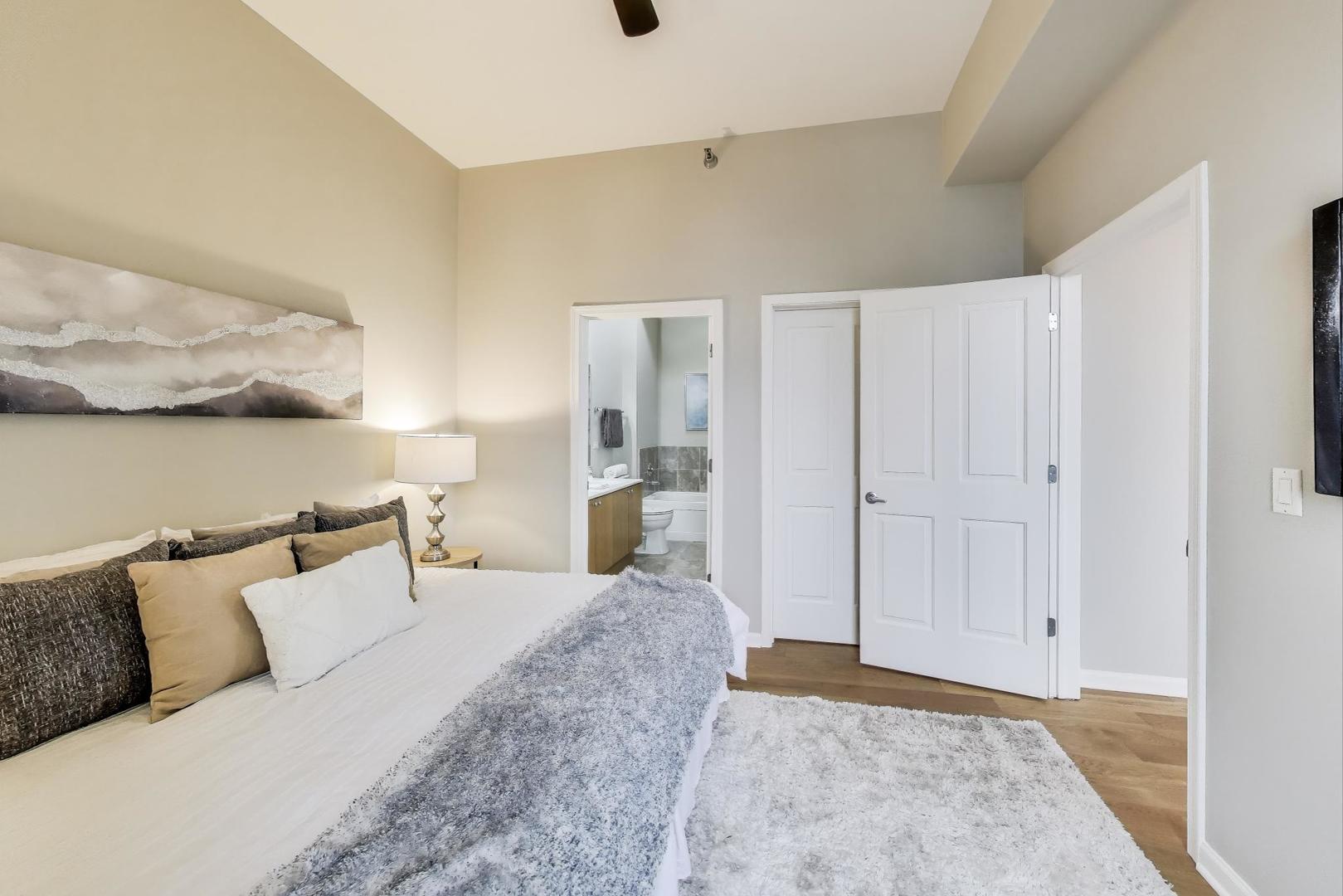 1464 S Michigan Avenue Unit: 1404