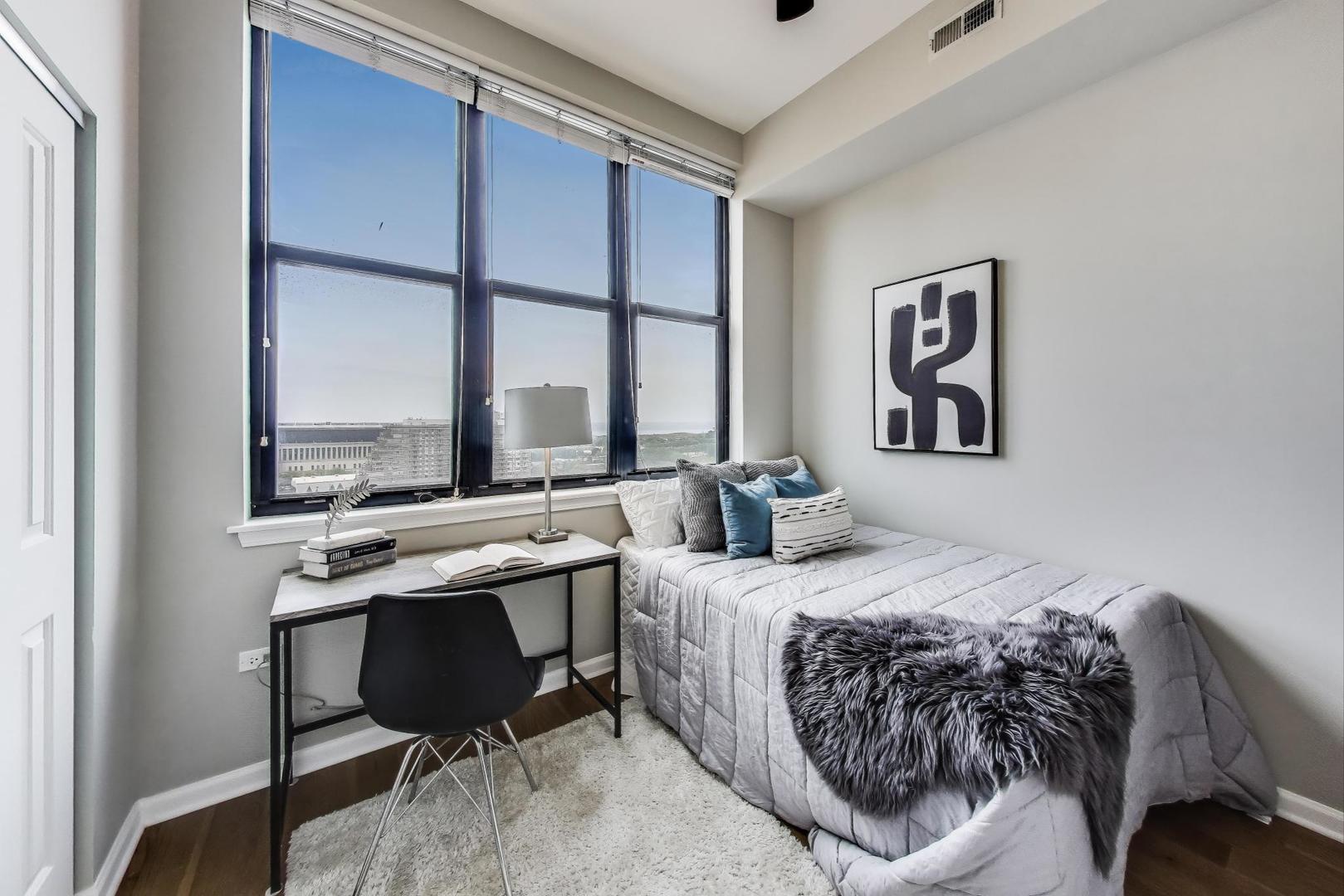 1464 S Michigan Avenue Unit: 1404