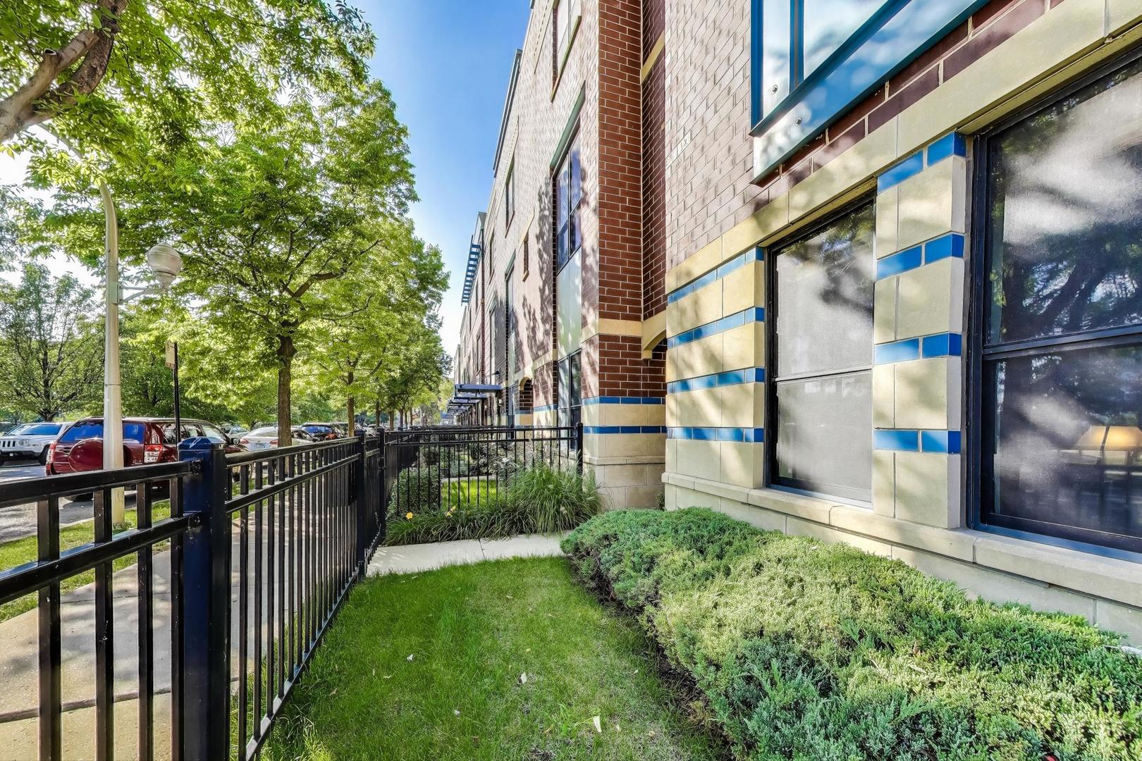 420 W Elm Street Unit: 0