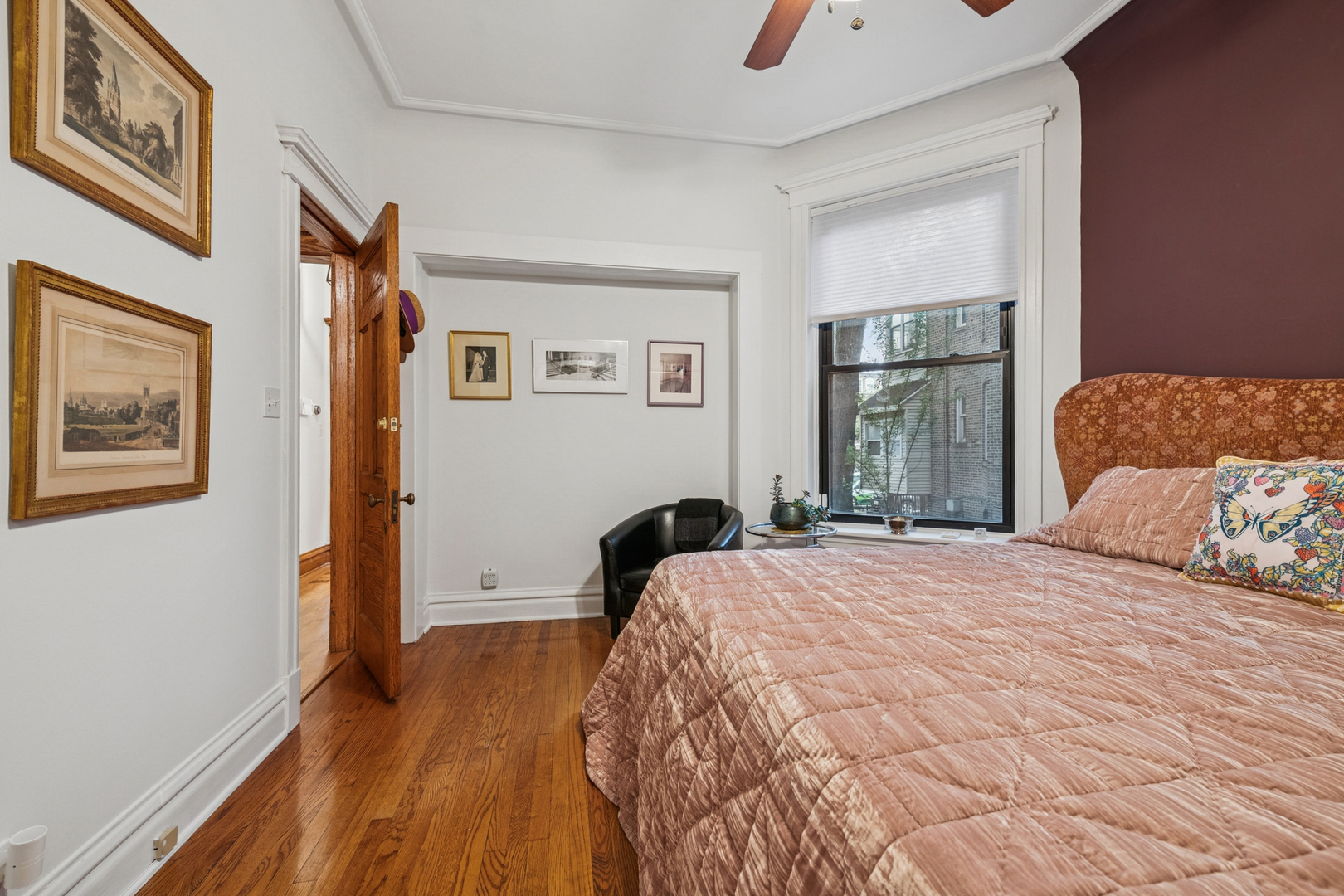 3826 N FREMONT Street Unit: 1N