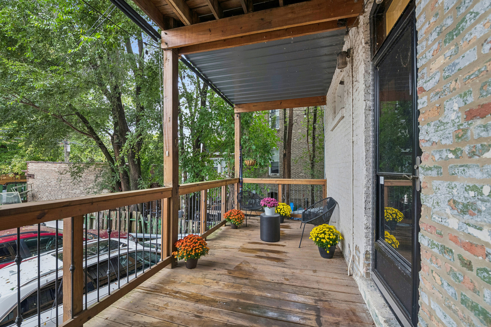 3826 N FREMONT Street Unit: 1N