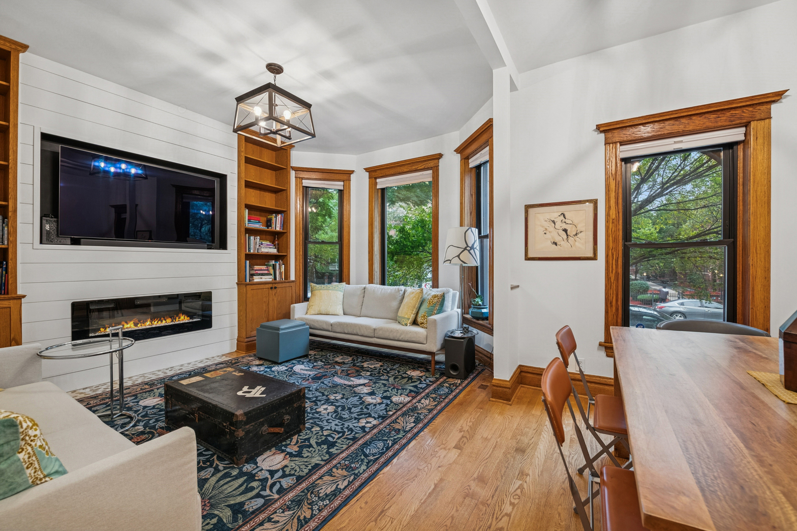 3826 N FREMONT Street Unit: 1N
