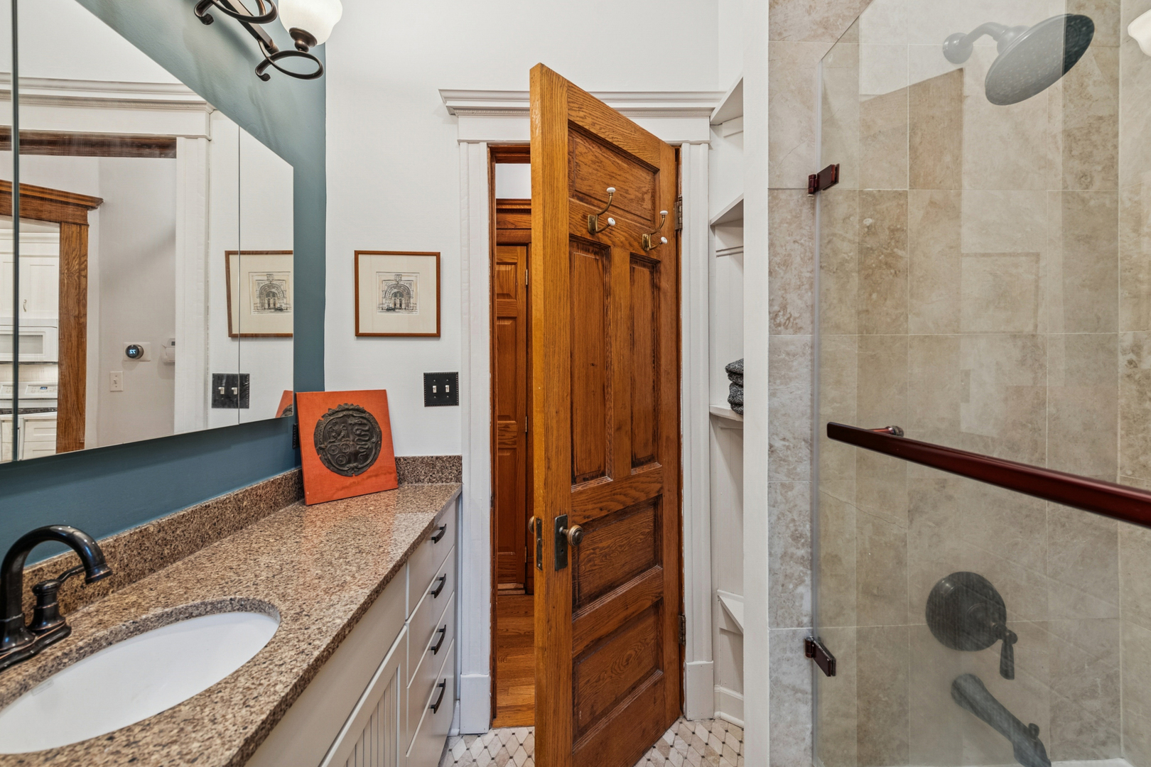 3826 N FREMONT Street Unit: 1N