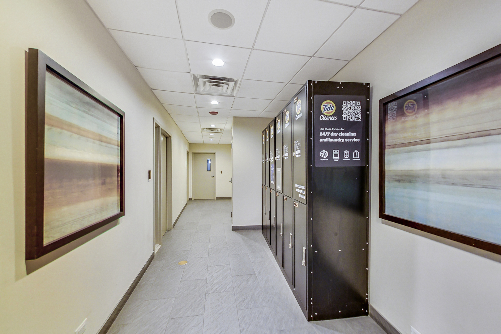2930 N SHERIDAN Road Unit: 2111