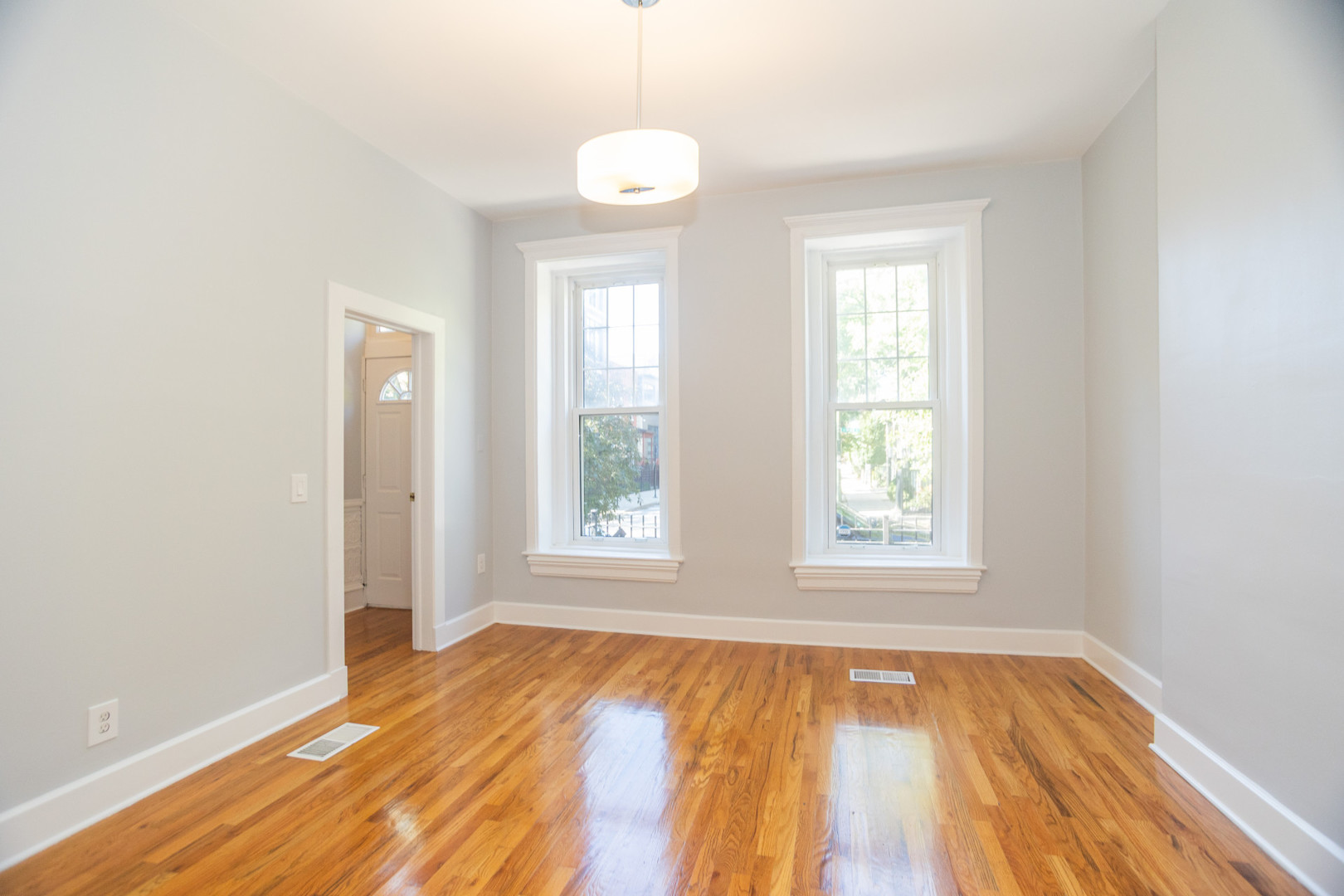 525 N Wood Street Unit: 1